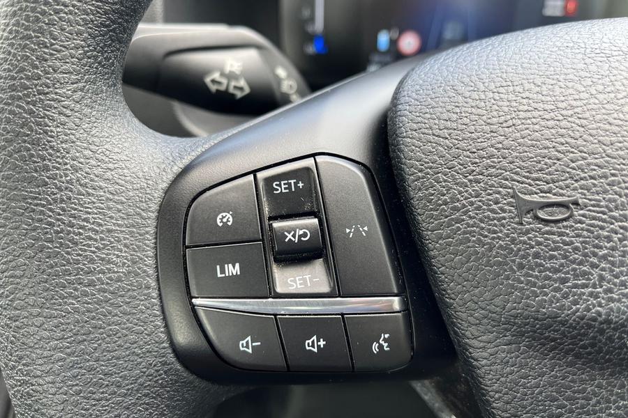 Ford TRANSIT Photo autoimg-29ecea5ed85e808bbd81678d4153af5e97390c84.jpg