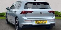Volkswagen Golf Photo 2