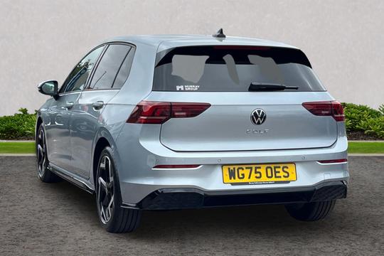 Volkswagen Golf Photo autoimg-29ee35a9675868e2b5c86727db0eb444d5171a5c.jpg