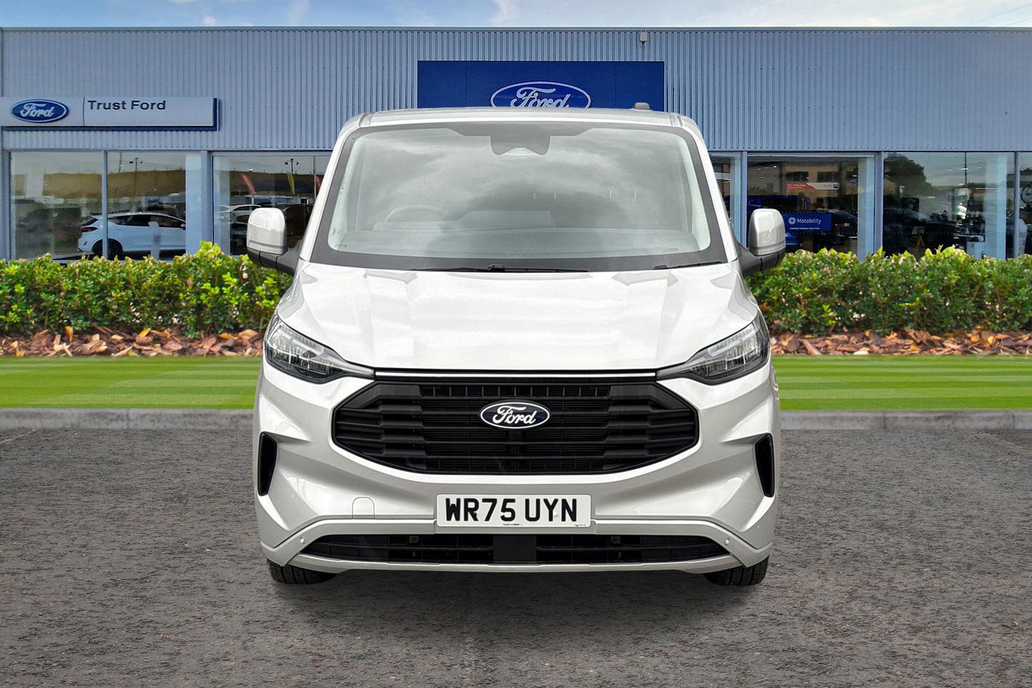 Ford TRANSIT CUSTOM Photo 11