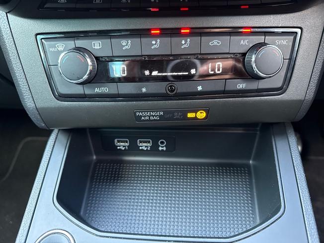 SEAT Ibiza Photo 32