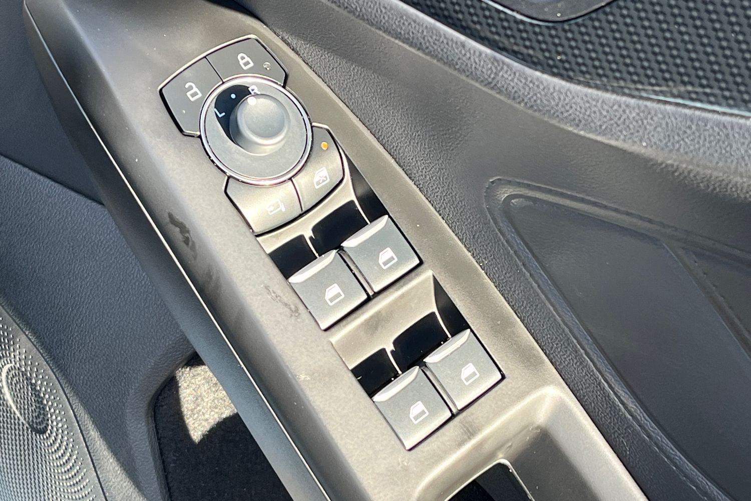 Ford Focus Photo 15