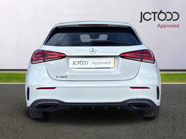 MERCEDES-BENZ A Class Photo 7