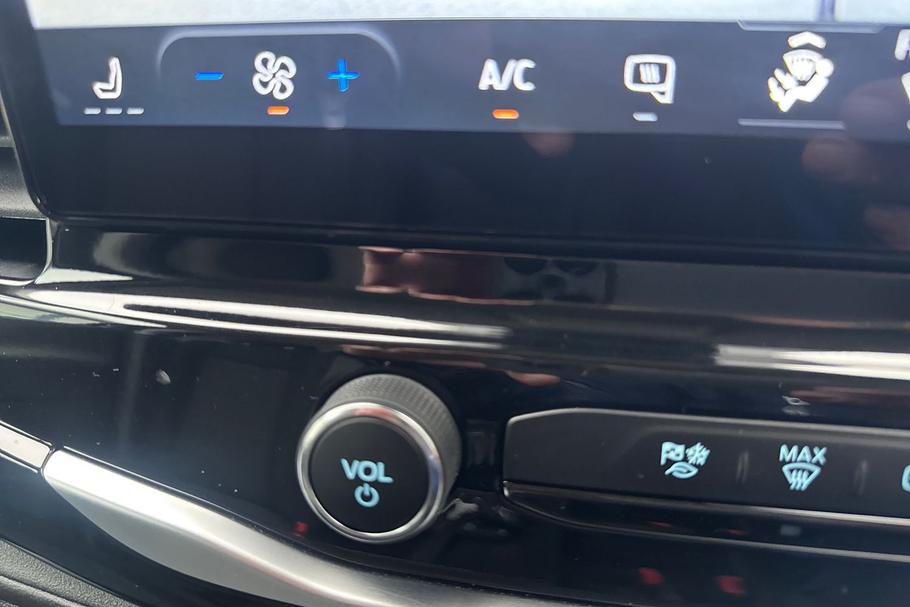 Used Ford E-TRANSIT BJ75HBA 35