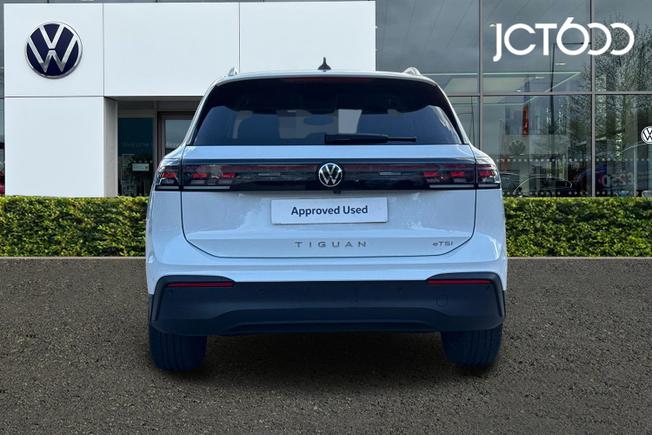 Volkswagen Tiguan Photo 7