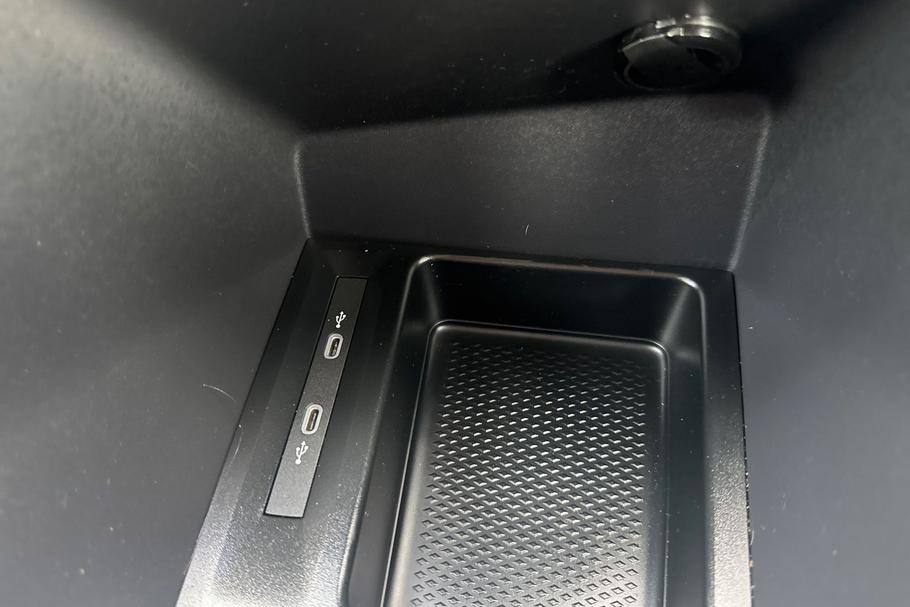 Used FORD TRANSIT CONNECT WT25NDV 33