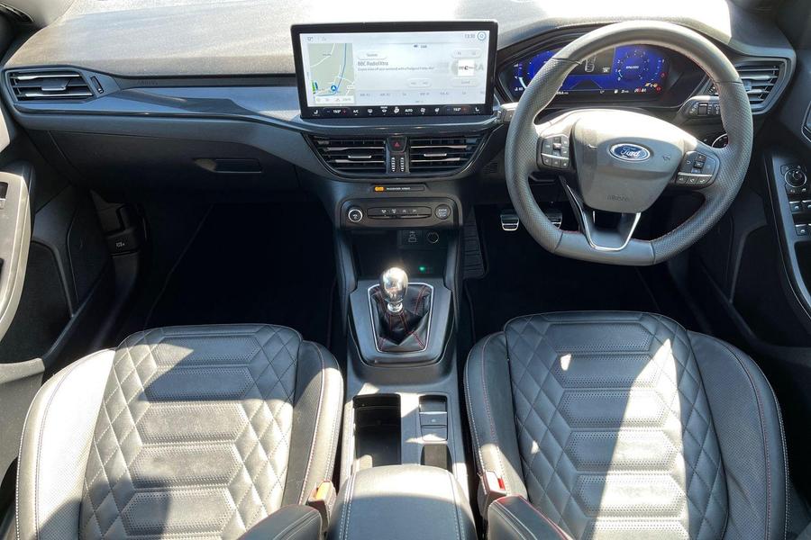 Ford FOCUS Photo autoimg-2a02eb093add650683779d483654c2d660060a67.jpg