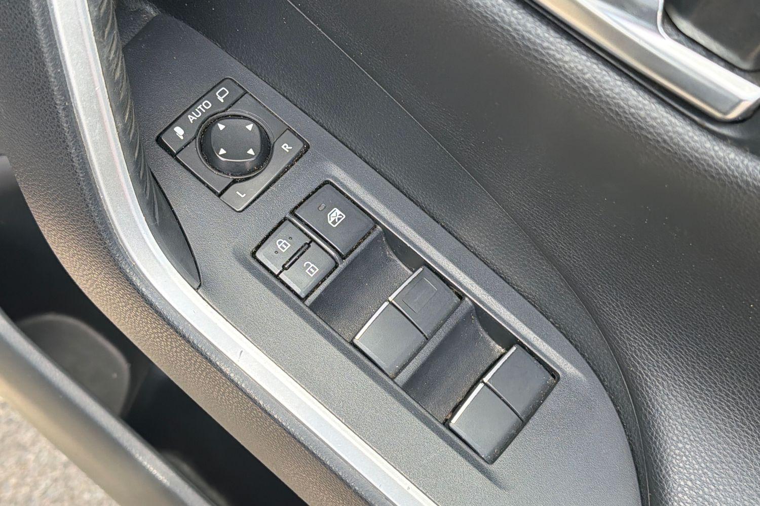 Toyota RAV4 Photo 15