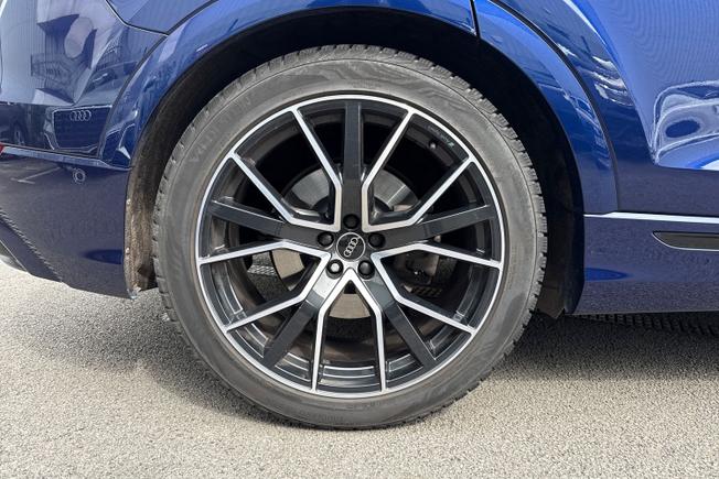 Audi Q8 Photo 5