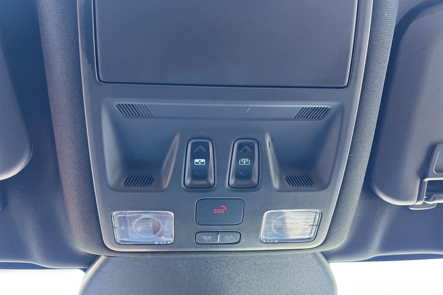 Ford Kuga Photo autoimg-2a05fbf18dd4b9f988342ad80a4f7af1656d9080.jpg
