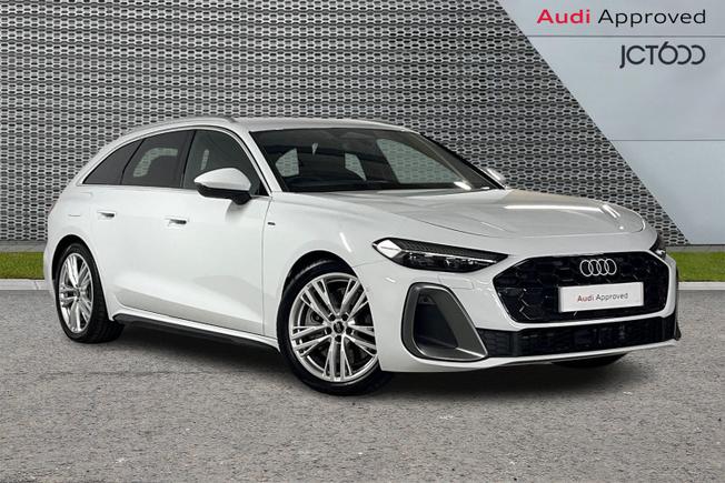 AUDI A5 Avant Photo 1