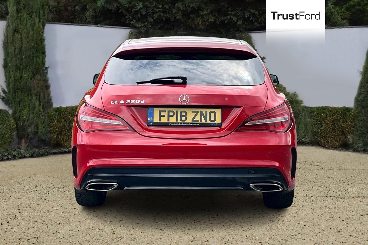 Mercedes-Benz CLA Photo 6
