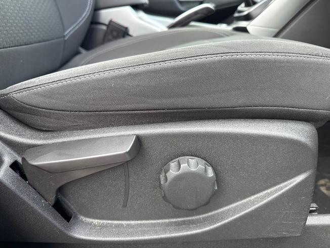 FORD Kuga Photo 24