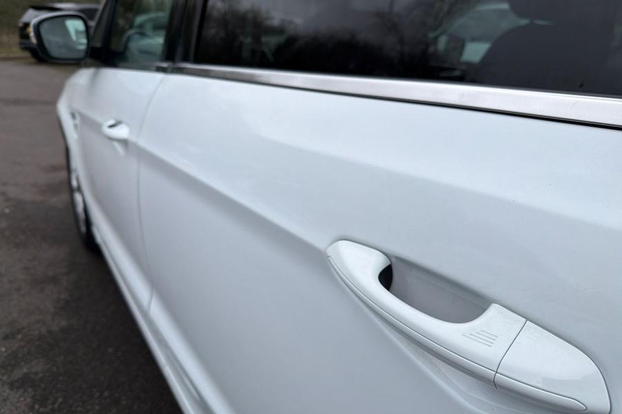 Ford S-MAX Photo autoimg-2a0d6f88c72669c472687714c0e3dd14e71ee407.jpg