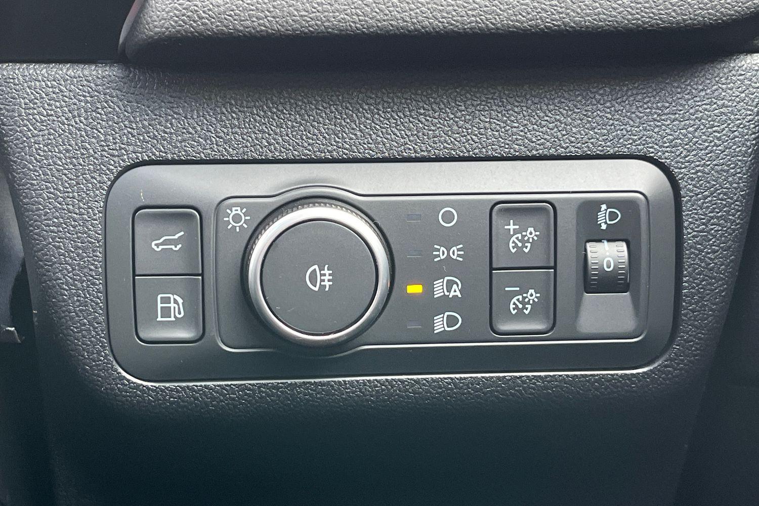 Ford KUGA Photo 31