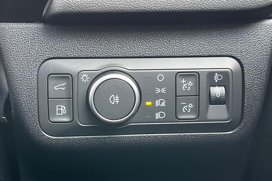 Ford KUGA Photo autoimg-2a1012dcce45017c845a1373b9be79cc31600bdf.jpg