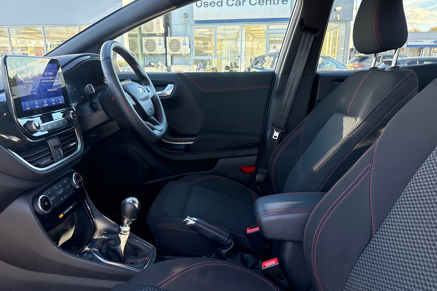 Ford PUMA Photo 18
