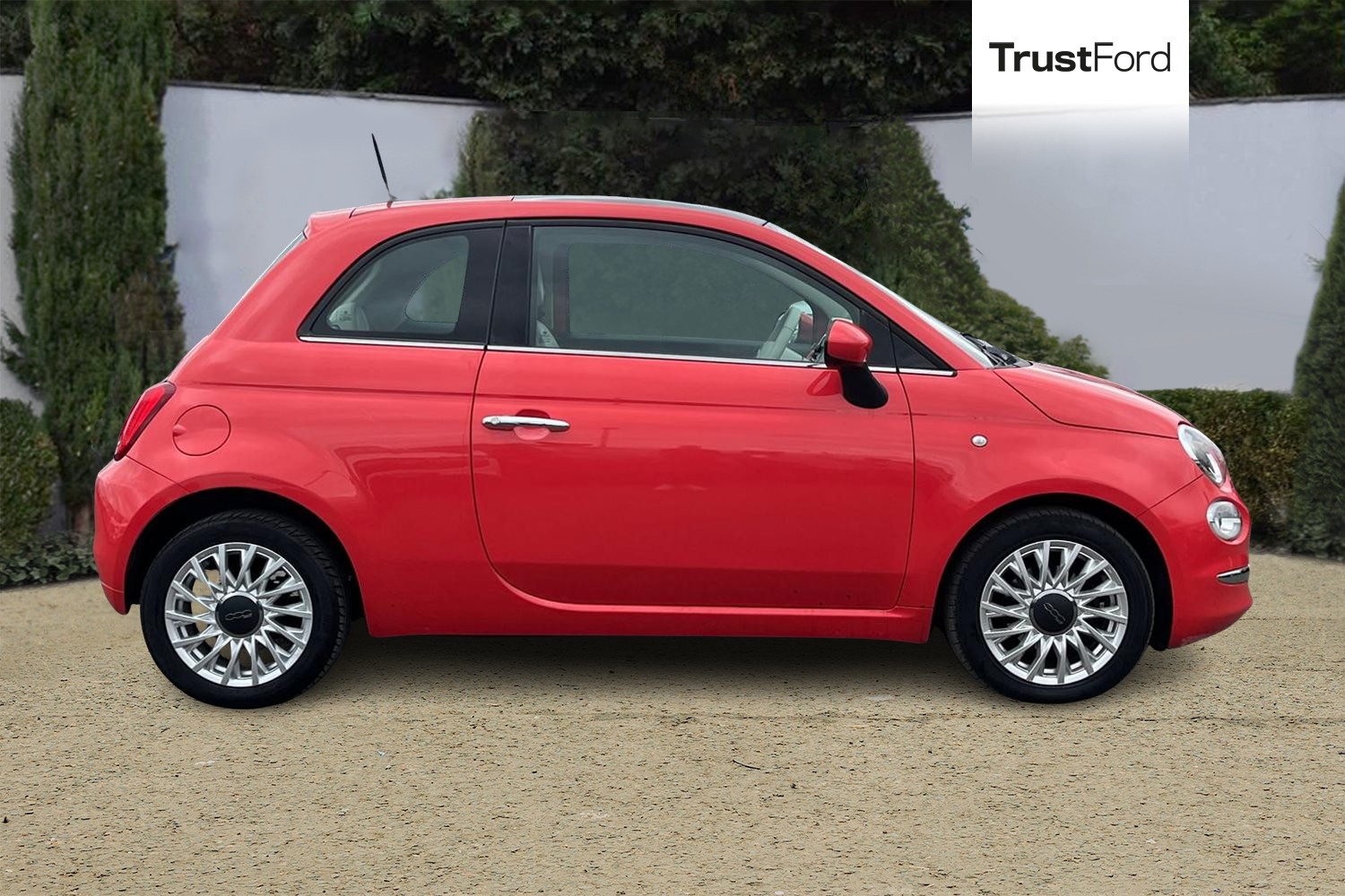 Fiat 500 Photo 2