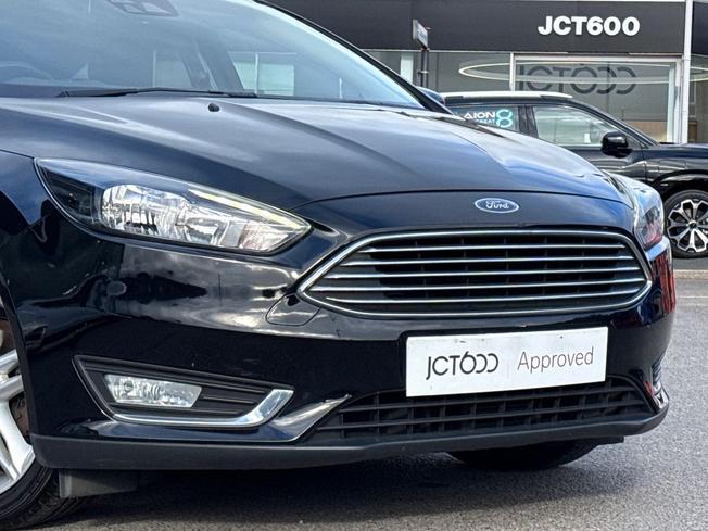 FORD Focus Photo 22