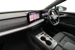 AUDI  Q4 Sportback Photo 2