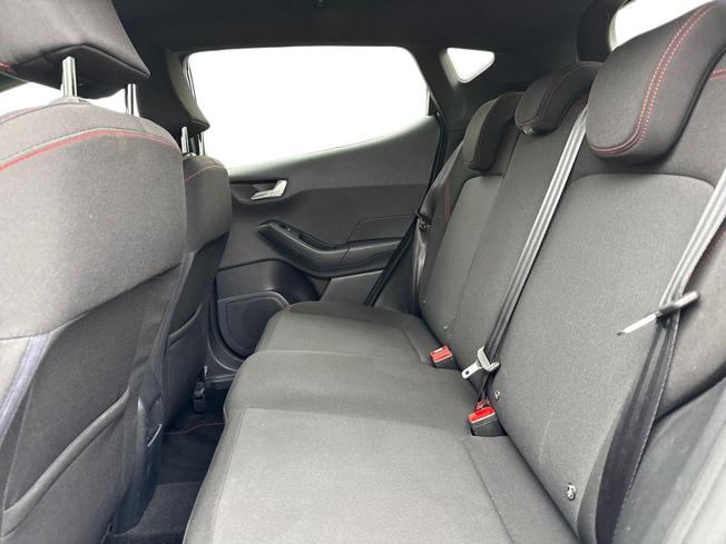 FORD Fiesta Photo 9