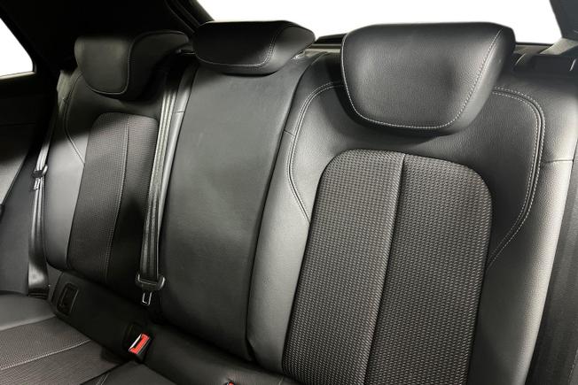 AUDI Q2 Photo 9