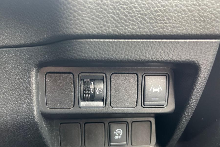 Nissan Qashqai Photo autoimg-2a1a72d5b2a2cfc23baa1ef18031f265738c7315.jpg