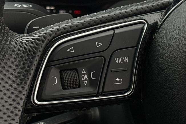 AUDI S3 Photo 16