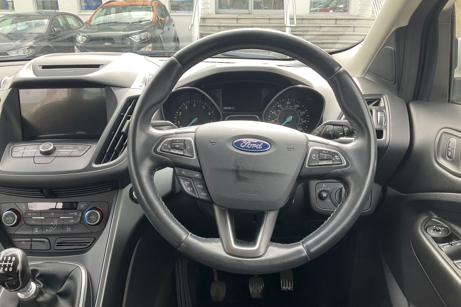 Ford KUGA Photo 11