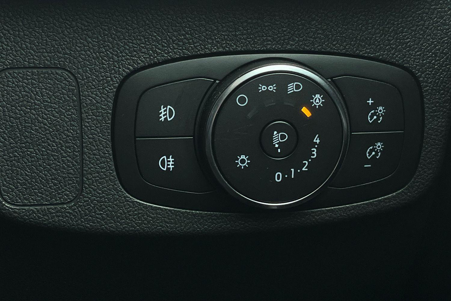 Ford Focus Photo 32