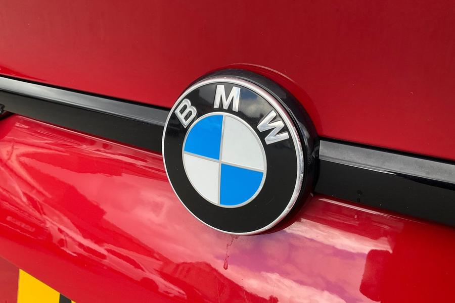 BMW 2 SERIES Photo autoimg-2a2083bb6e4a35e552f94340e9d425d4d8424305.jpg