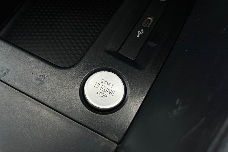 Ford Grand Tourneo Connect Photo autoimg-2a20b28df88b1aa4321488345787131b9a111cc3.jpg