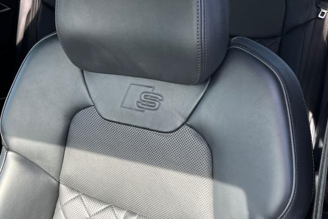 Audi A8 Photo 47