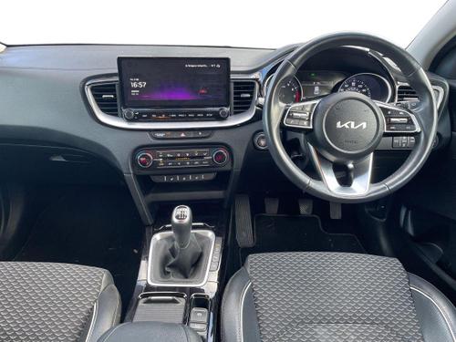 Kia XCEED Photo autoimg-2a2264a8974e47d273f77e6353e032a2bd159af5.jpg