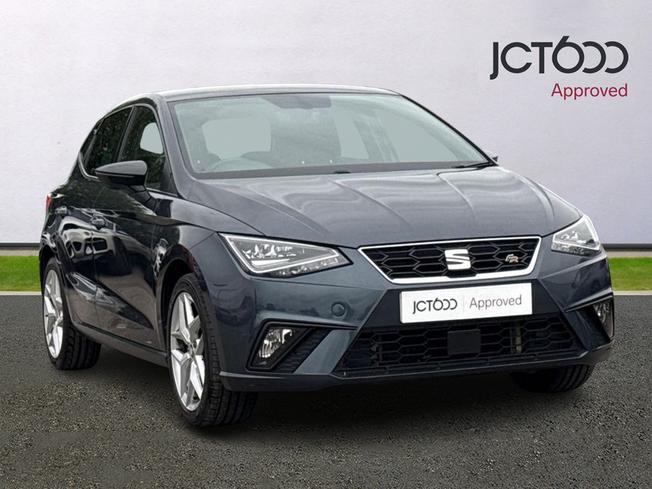 SEAT Ibiza Photo 1