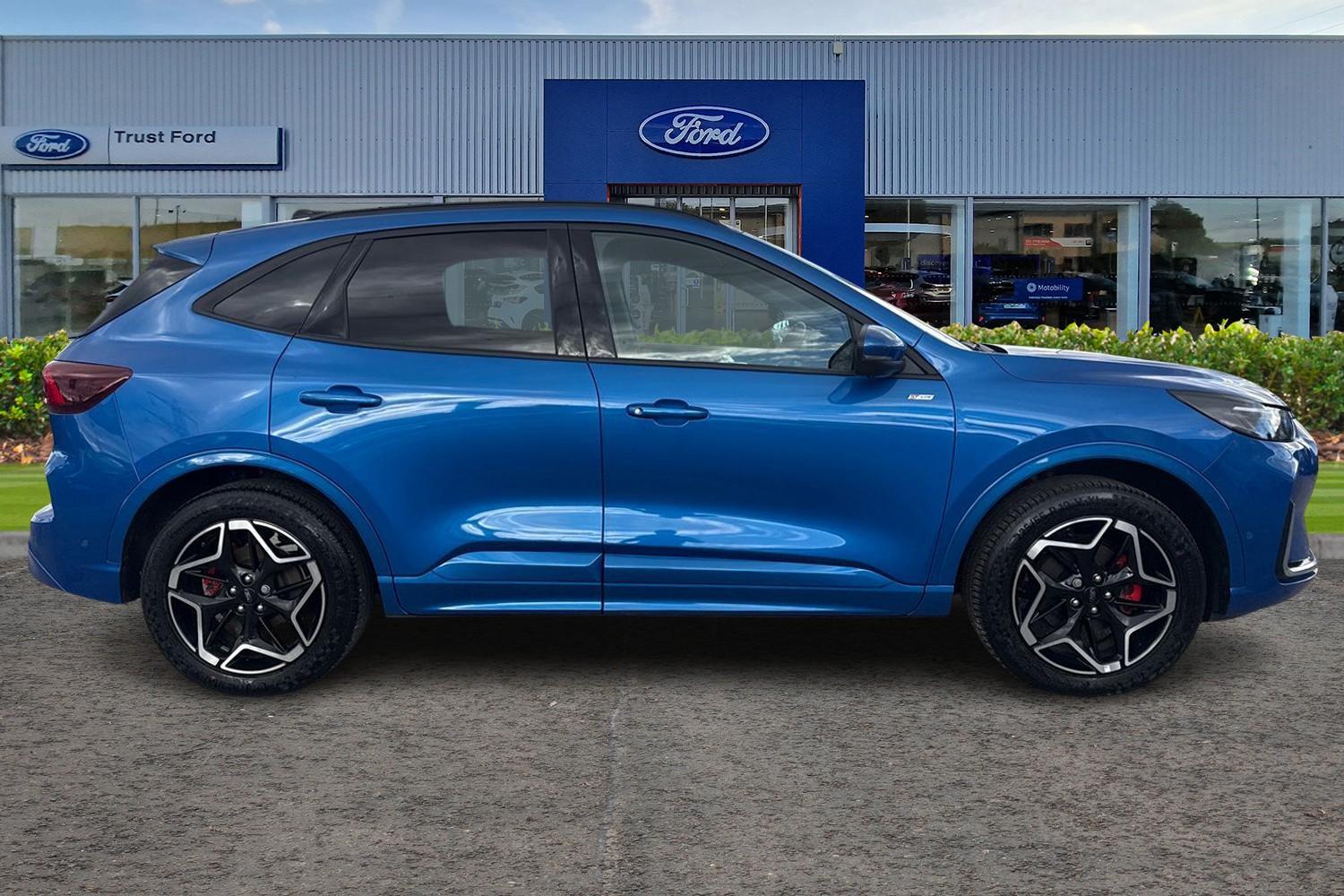 Ford KUGA Photo 2