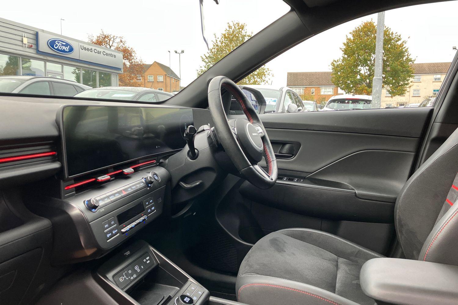 Hyundai KONA Photo 17