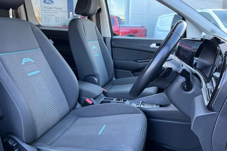 Ford TOURNEO CONNECT Photo autoimg-2a2ff7992a192dd26f55ae2b8e0a07e4cb519f5c.jpg