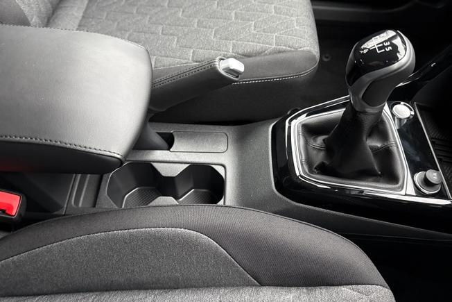 VOLKSWAGEN T-Cross Photo 24