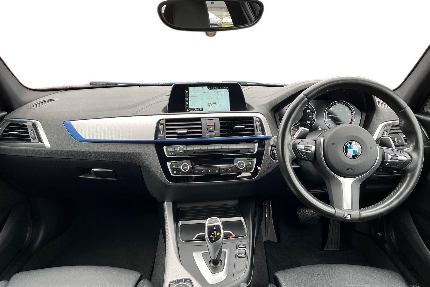 BMW 1 Series Photo 9