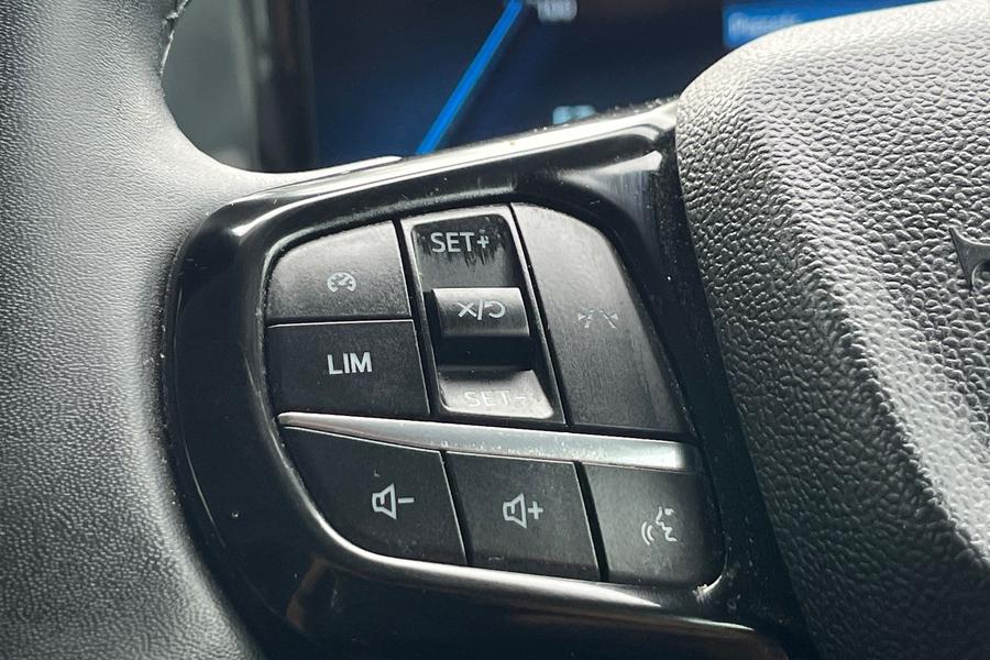 Ford E-TRANSIT CUSTOM Photo autoimg-2a33cb67425ce9df73d7ae1f88579119bdc21f38.jpg