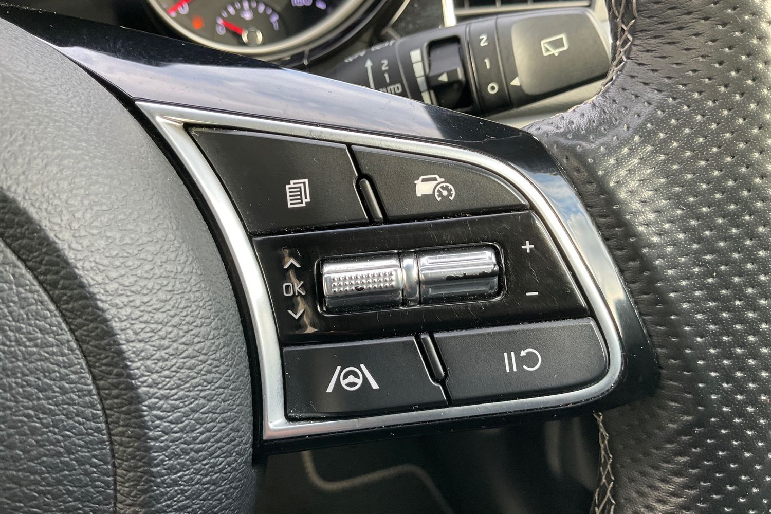 Kia ProCeed Photo 32