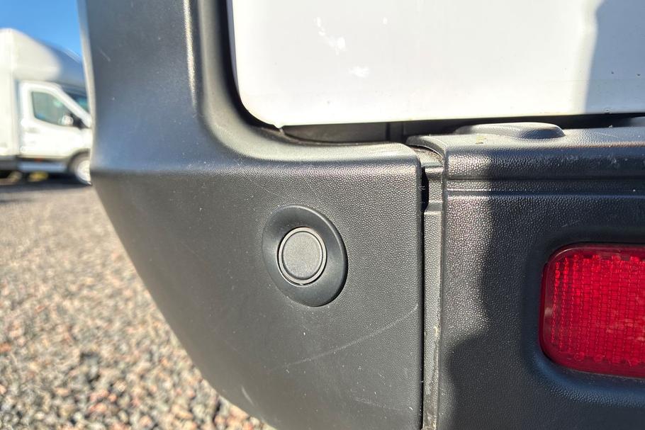 Used FORD TRANSIT CUSTOM YT19CRE 37