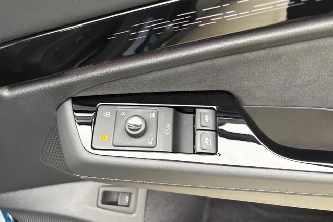 VOLKSWAGEN Id.7 Photo 28