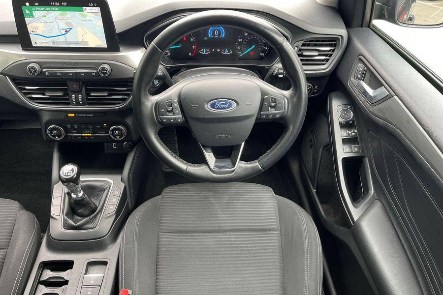 Ford FOCUS Photo autoimg-2a3b8ee10f9798a45d2f95866f22cc85eef9c543.jpg