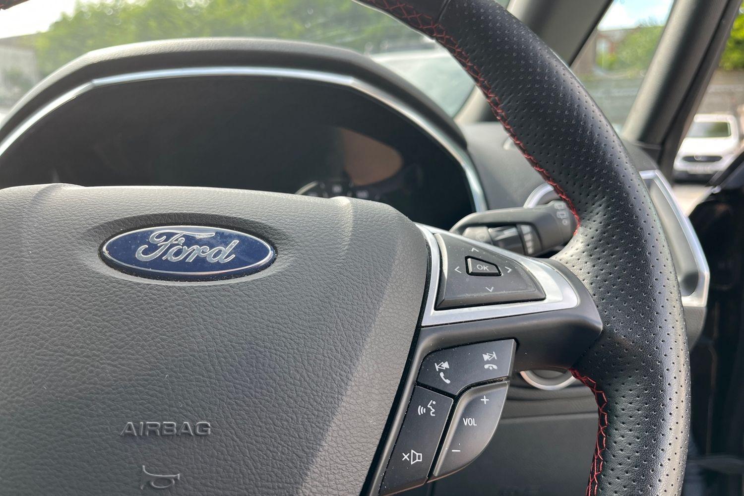 Ford S-MAX Photo 28