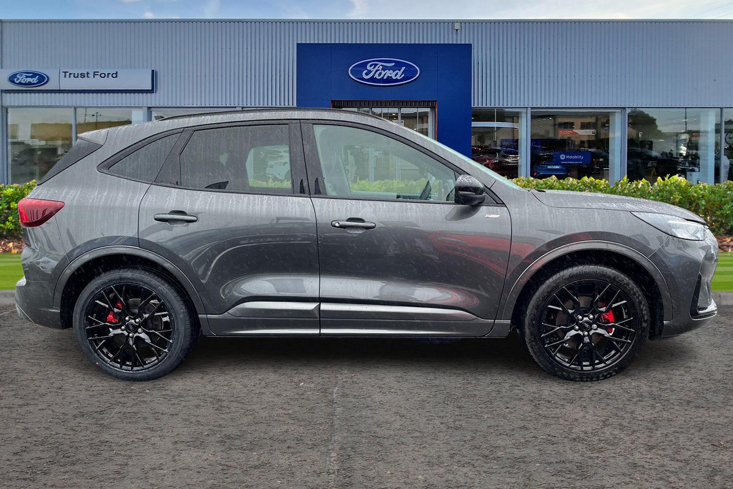 Ford Kuga Photo 2