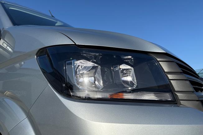 VOLKSWAGEN Crafter Photo 19