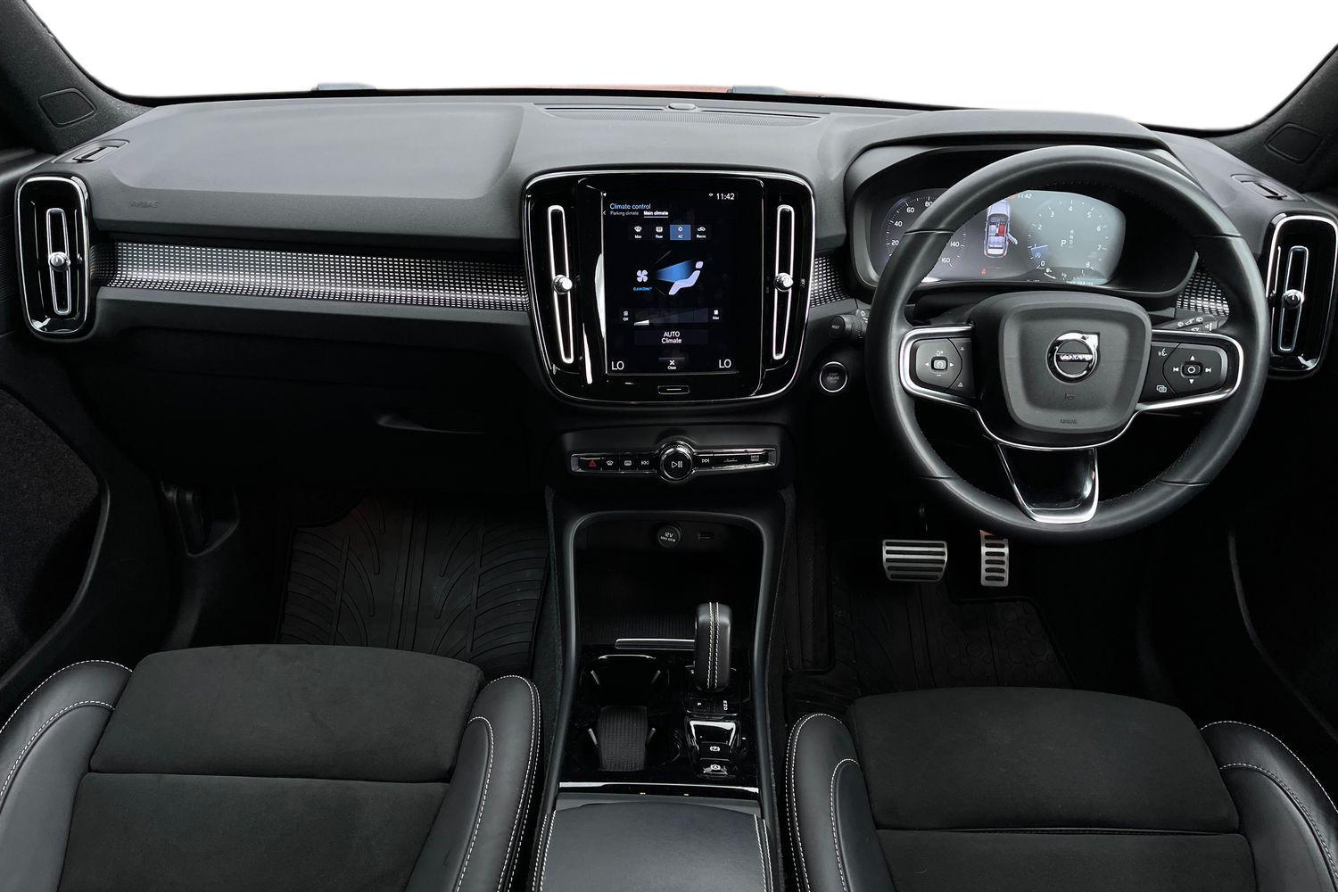 Volvo XC40 Photo 9