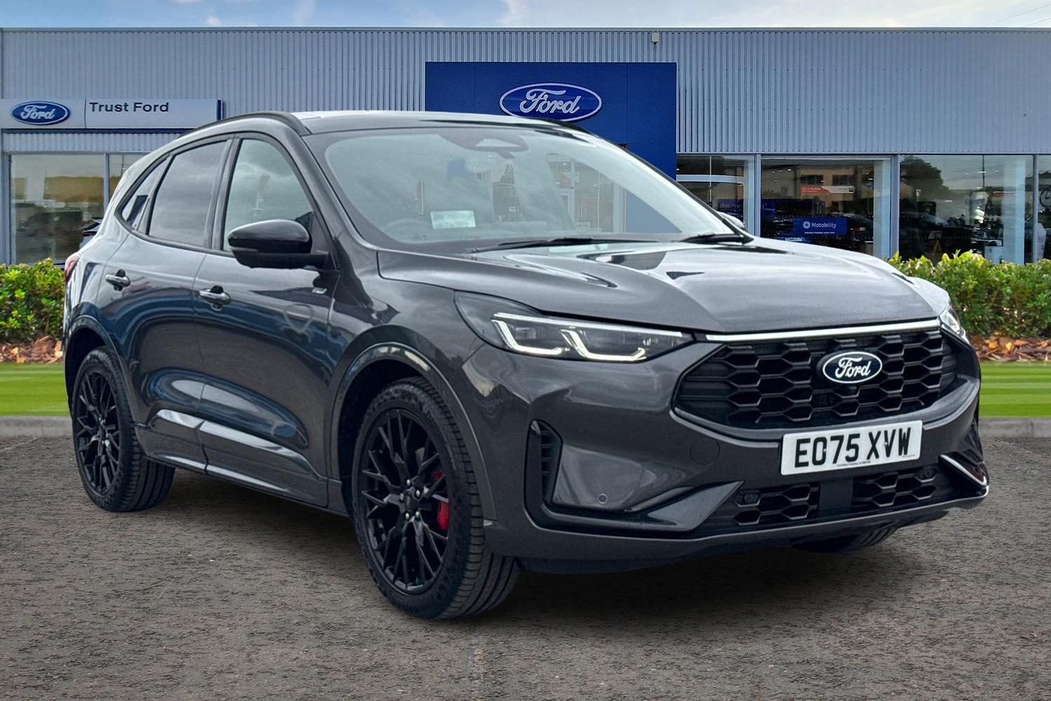 Ford Kuga Photo 0